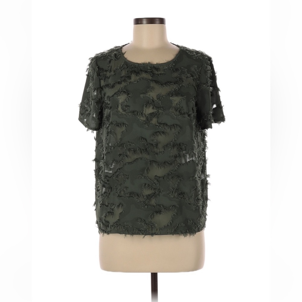 Vince Camuto ~ Short Sleeve Camo Blouse